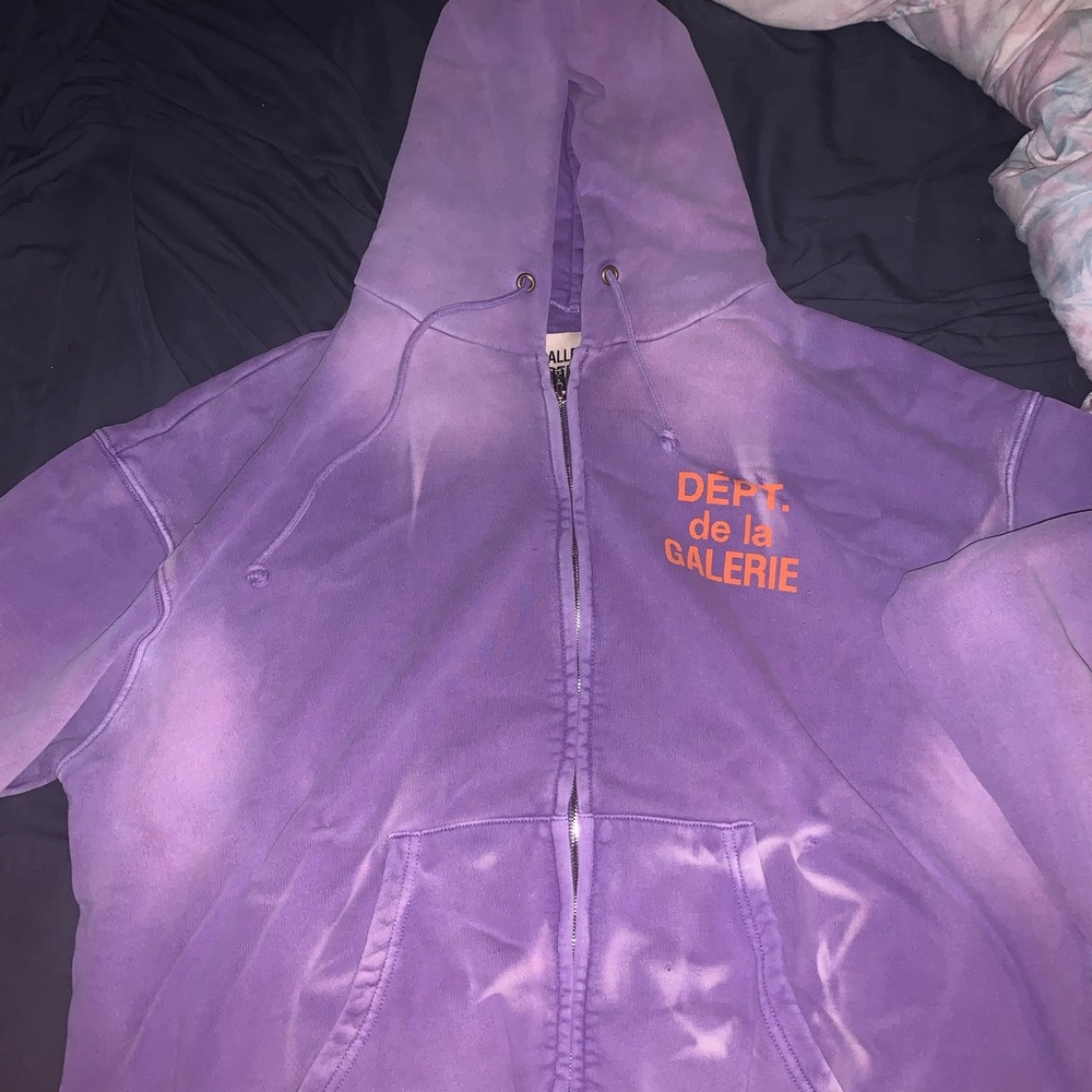 Gallery dept zip up hoodie - ART on display by JOSUÉ THOMAS
